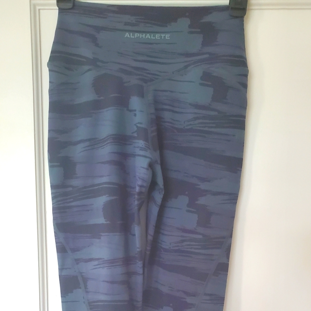 Surface Power Legging